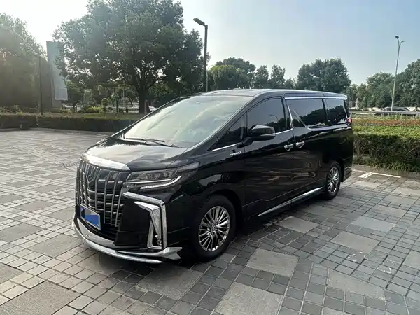 Toyota Alphard 2022