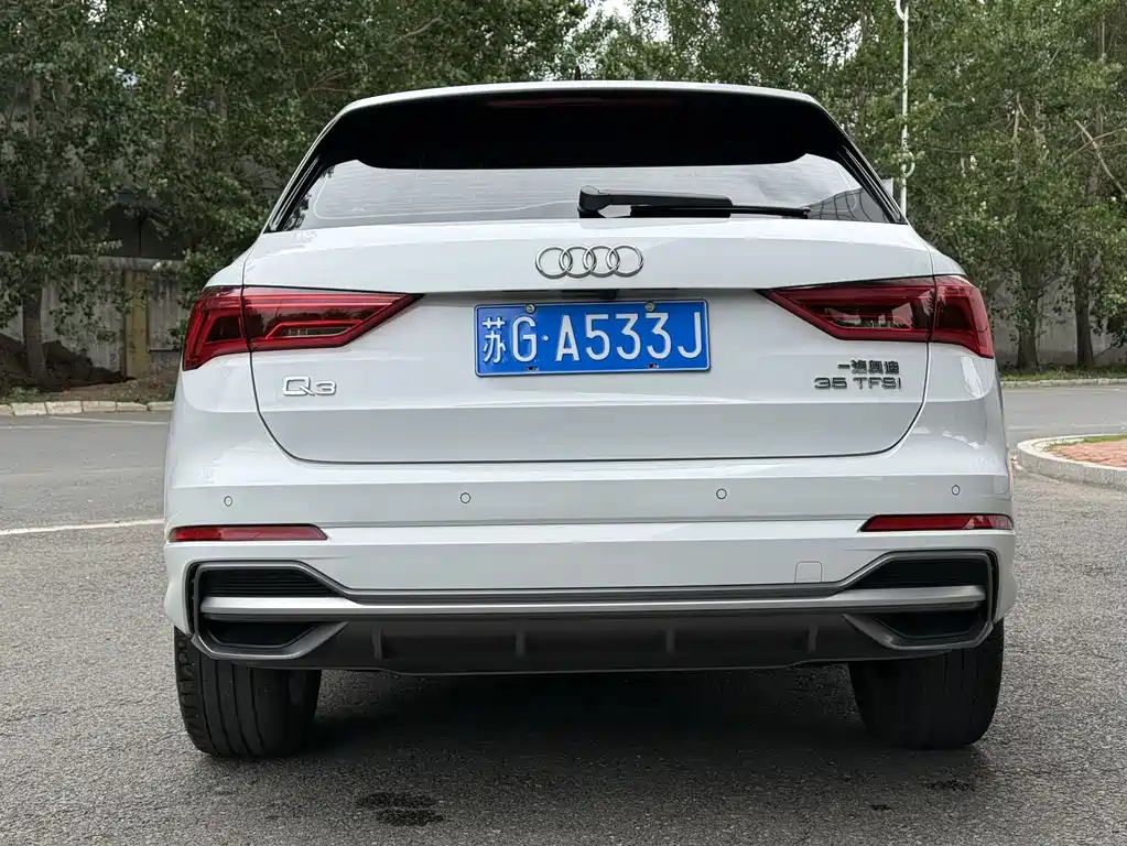 Audi Q3 2022 — фото 22