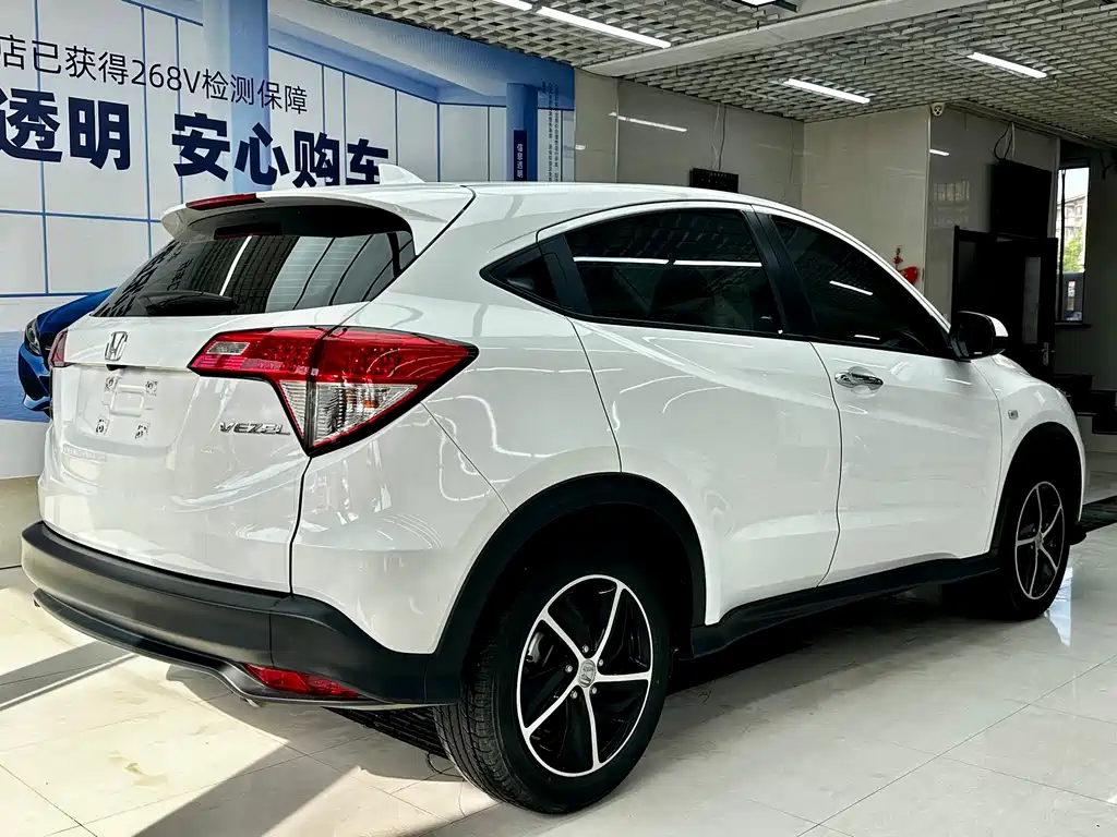 Honda Vezel 2022 — фото 4