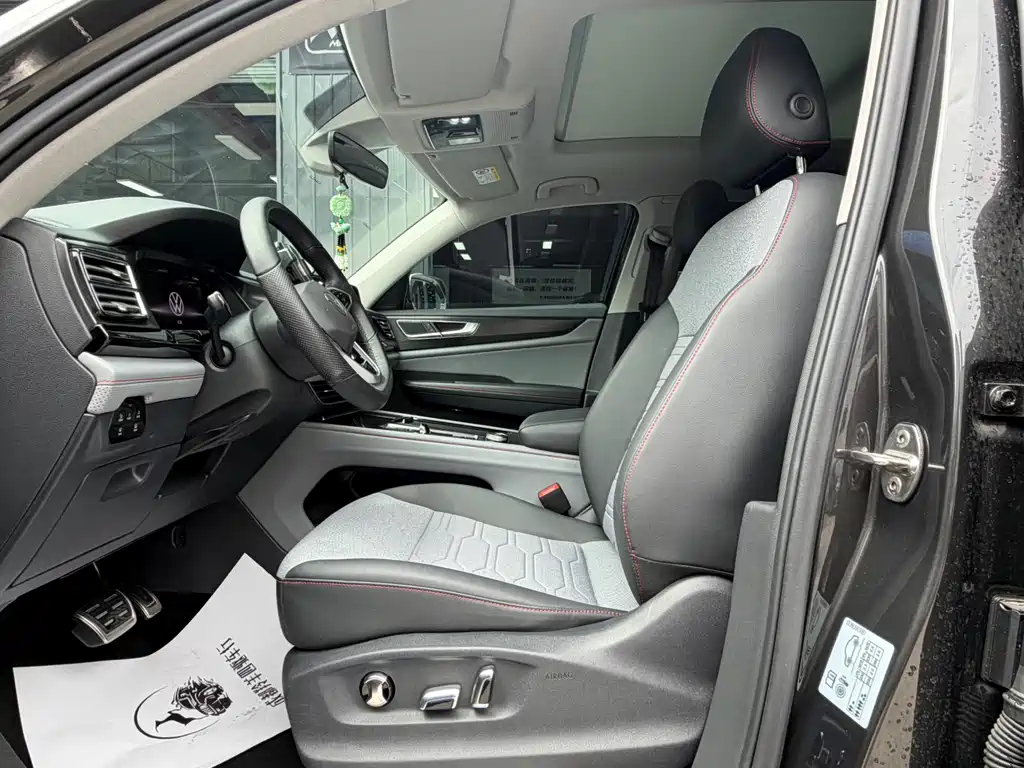 Volkswagen Tiguan X 2022 — фото 4