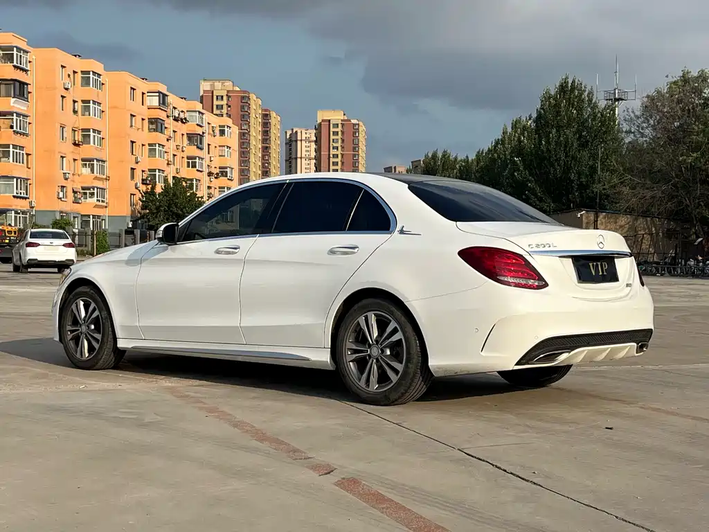 Mercedes-Benz C-Class 2017