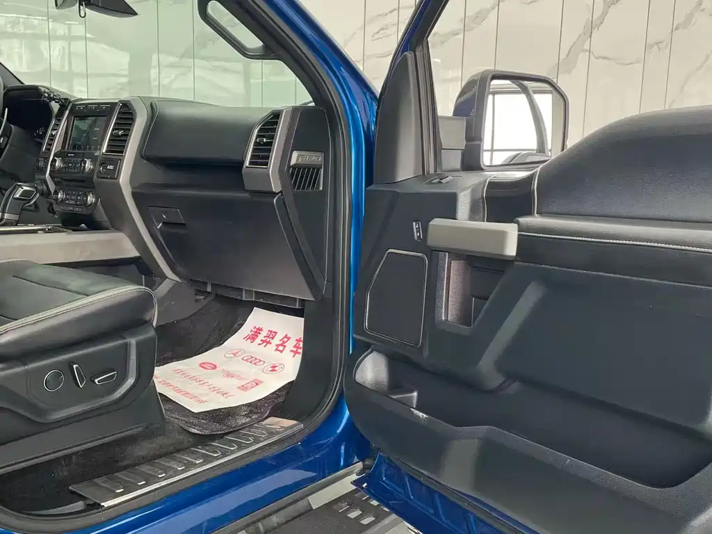 Ford F-150 Raptor 2018 — фото 16