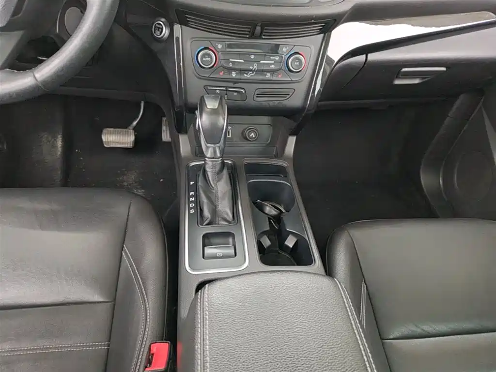 Ford Kuga 2018 — фото 14