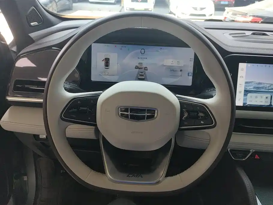 Geely Xingyue L 2022 — фото 15