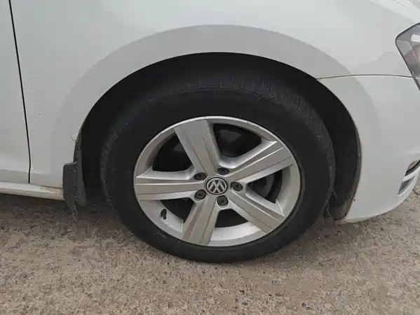 Volkswagen Golf 2016