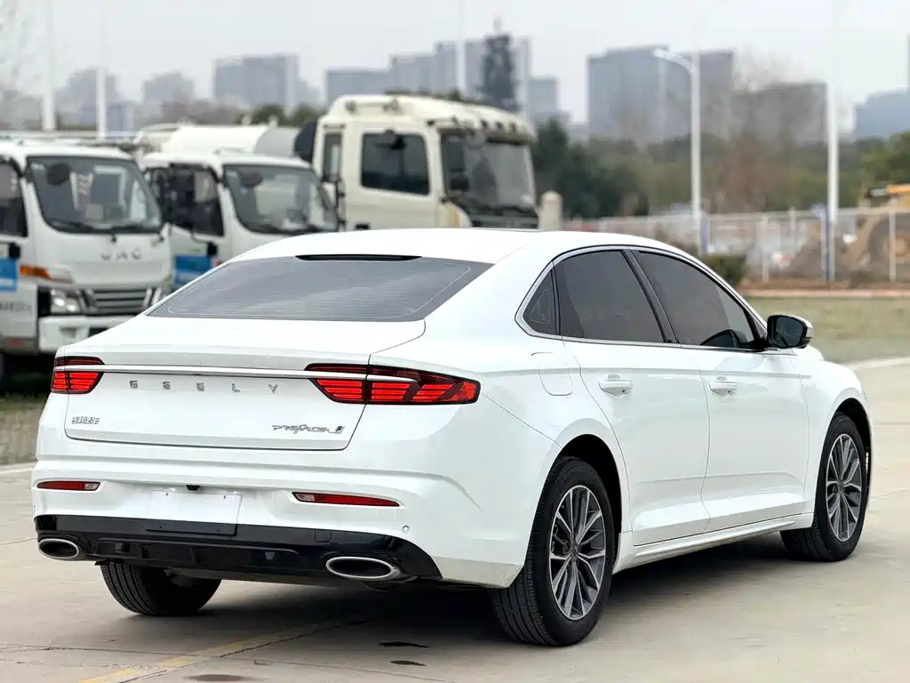 Geely Xingrui 2023 — фото 14