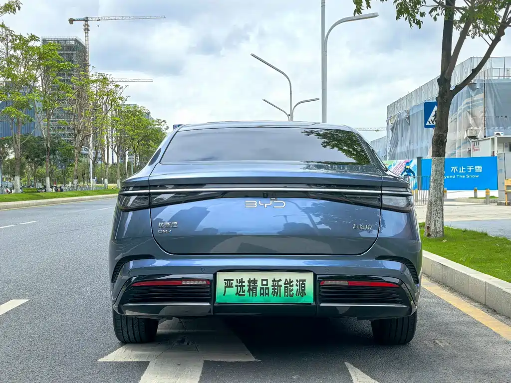 BYD Seal 07 DM-i 2024 — фото 23