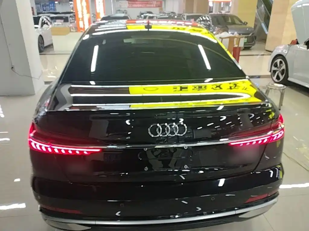 Audi A6L 2023