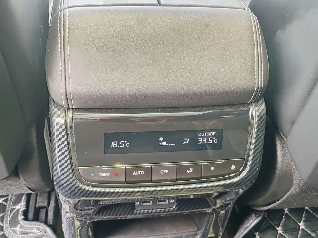 GAC Motor Trumpchi GS8 2023 — фото 14
