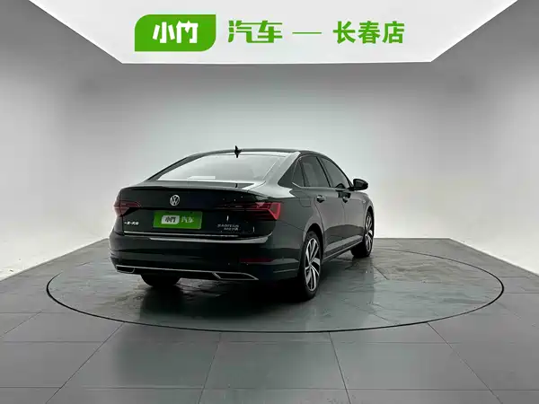 Volkswagen Sagitar 2022