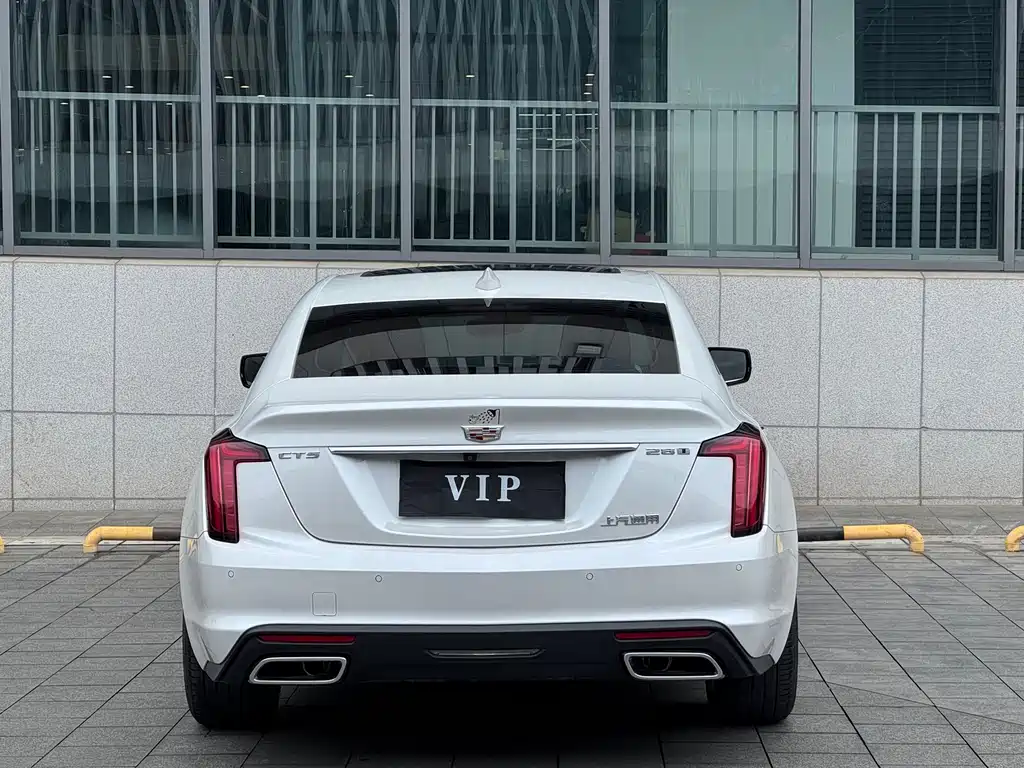 Cadillac CT5 2024 — фото 13