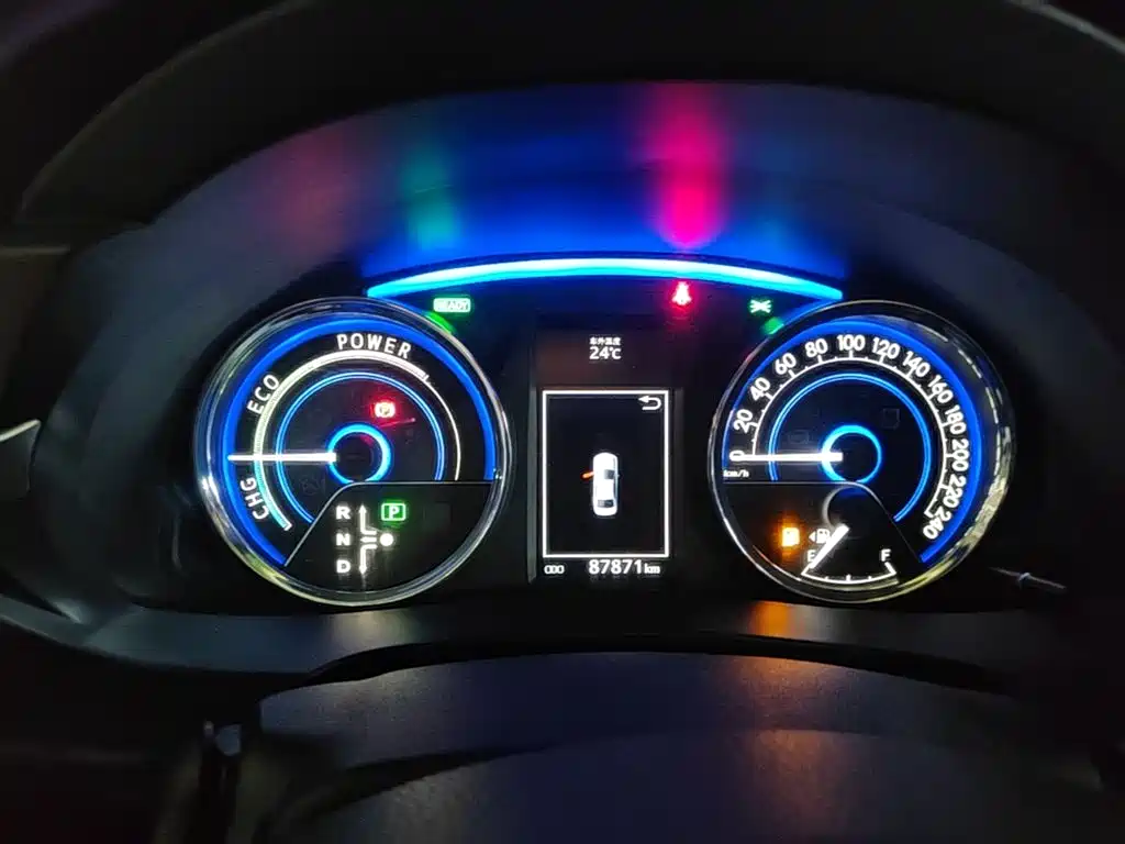 Toyota Corolla 2016 — фото 12