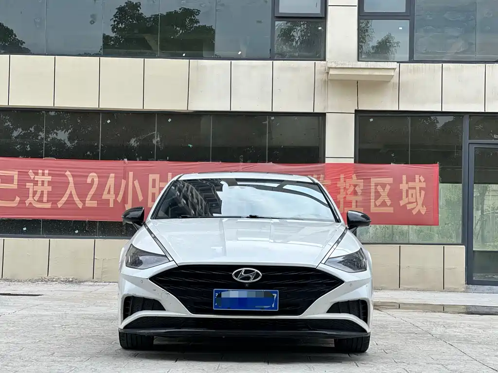 Hyundai Sonata 2021 — фото 2