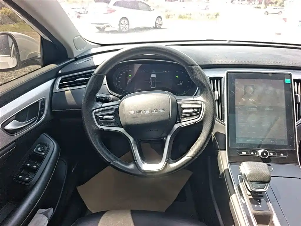 Roewe i6 MAX New Energy 2024 — фото 11