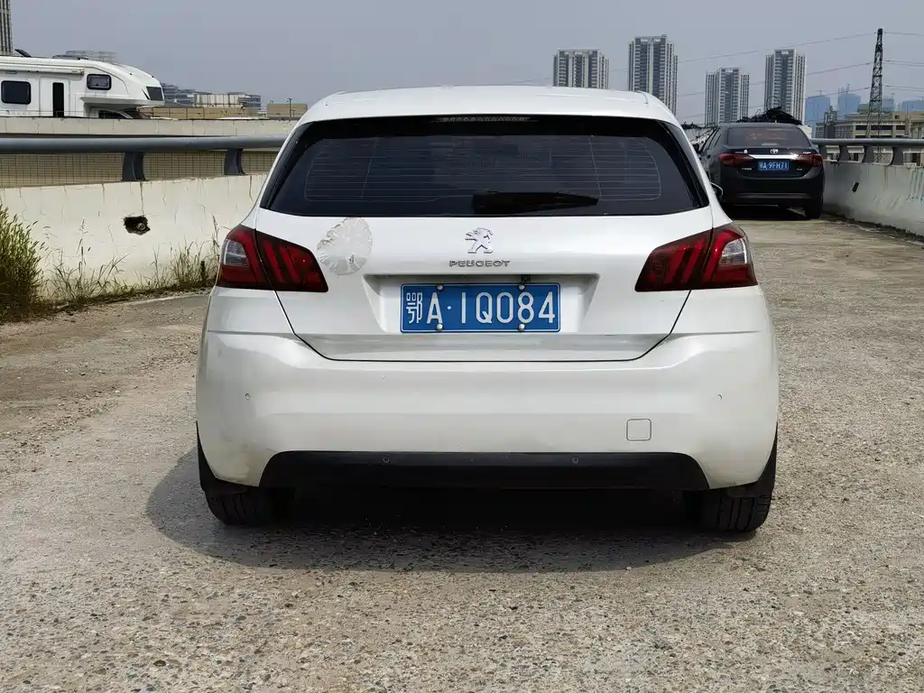 Peugeot 308S 2015 — фото 13