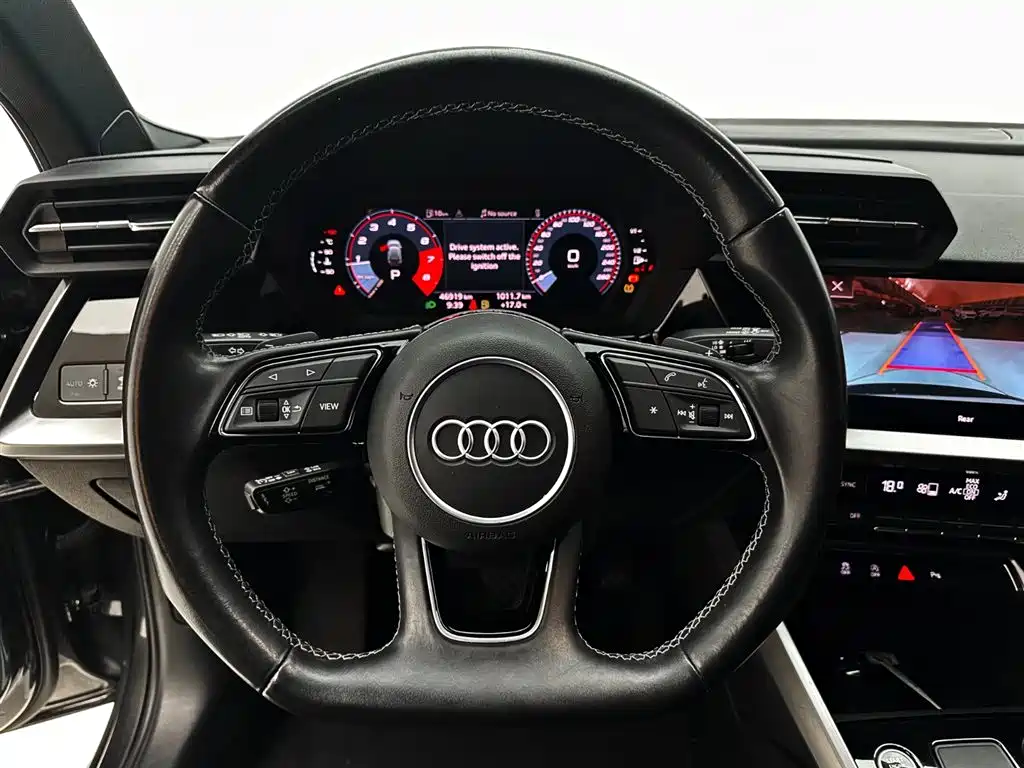 Audi A3 2023 — фото 11