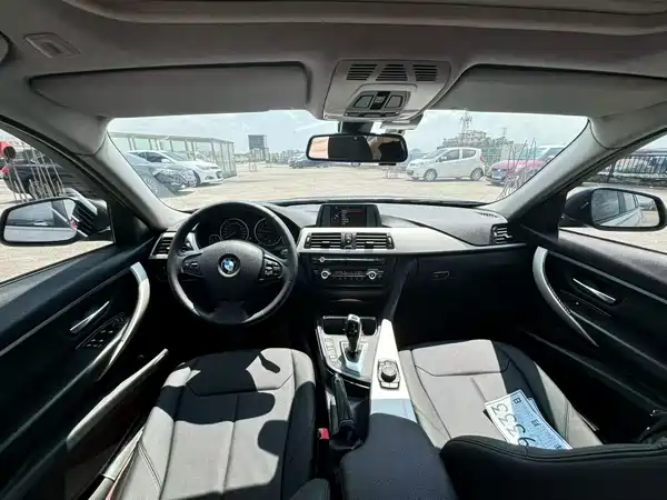BMW 3 Series 2015