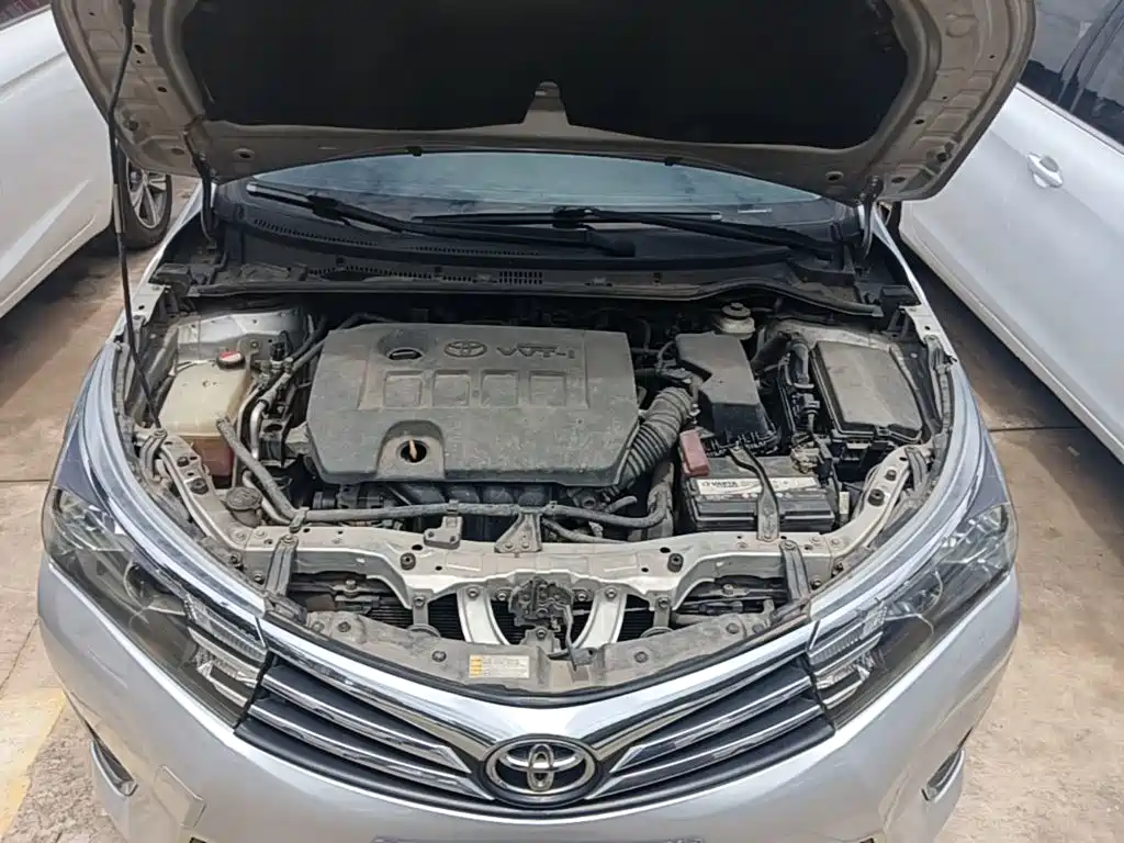 Toyota Corolla 2015 — фото 20