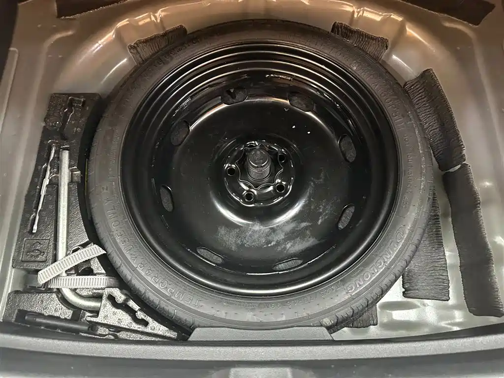 Audi A3 2023 — фото 22