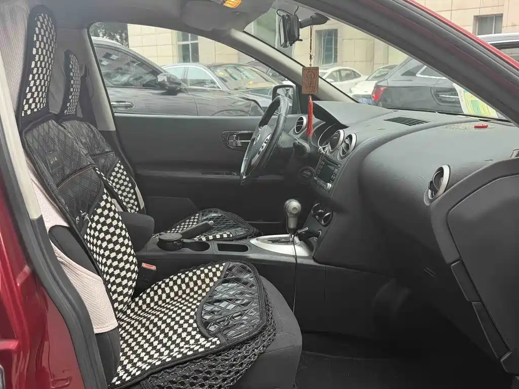 Nissan Qashqai 2012