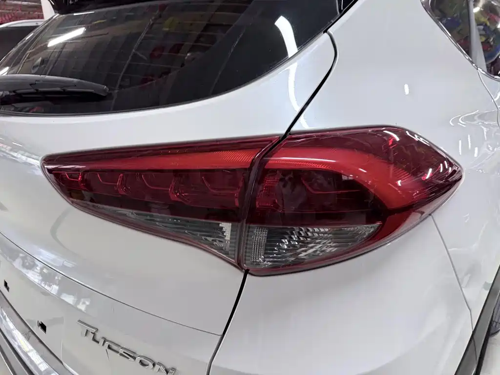 Hyundai Tucson 2016 — фото 20
