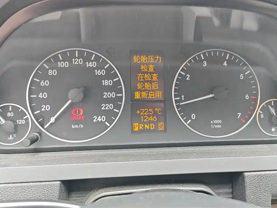 Mercedes-Benz A-Class 2012 — фото 14