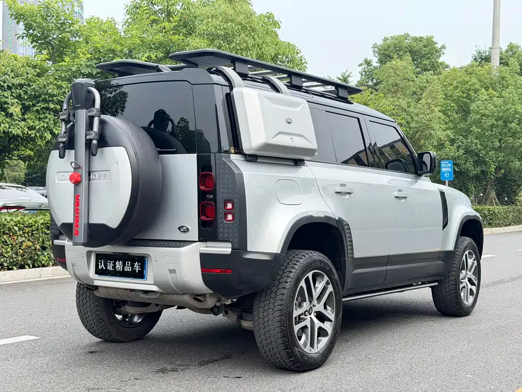 Land Rover Defender 2020 — фото 6