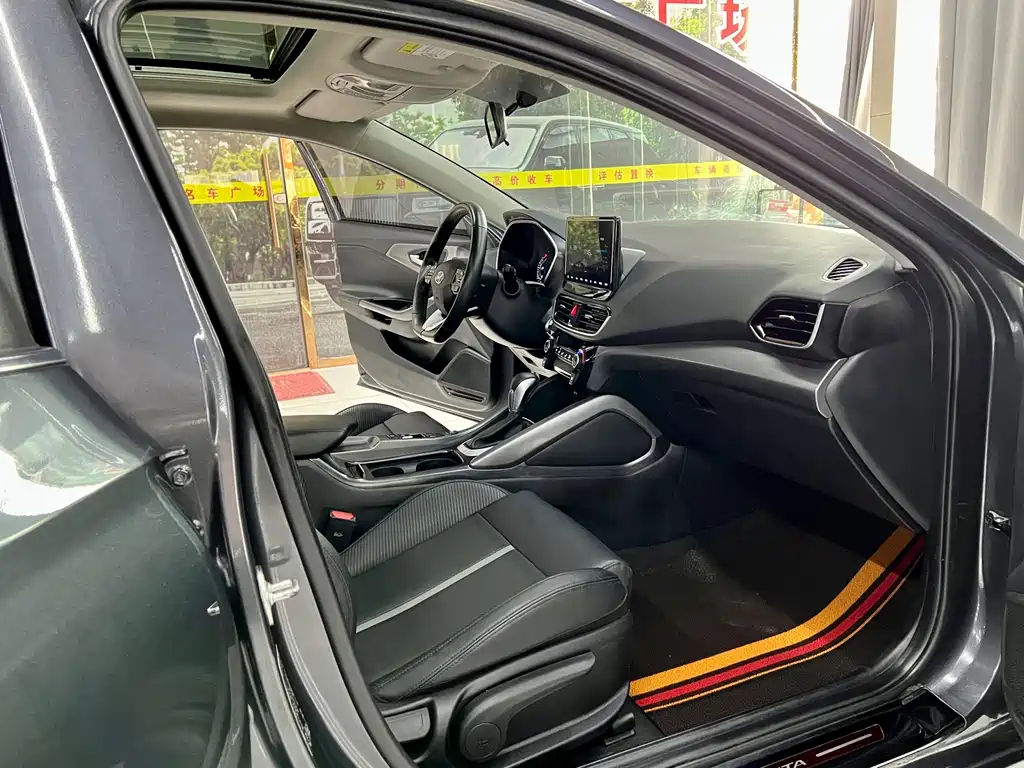 Hyundai Fista 2020 — фото 15