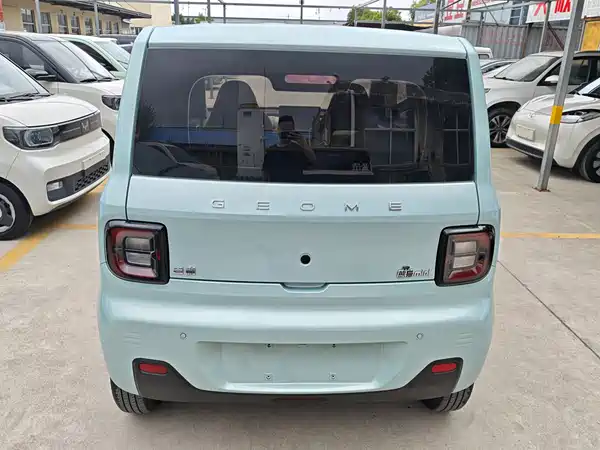 Geely Galaxy Panda 2025