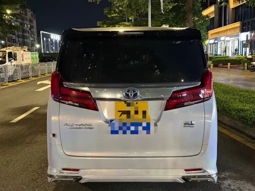 Toyota Alphard 2020 — фото 3