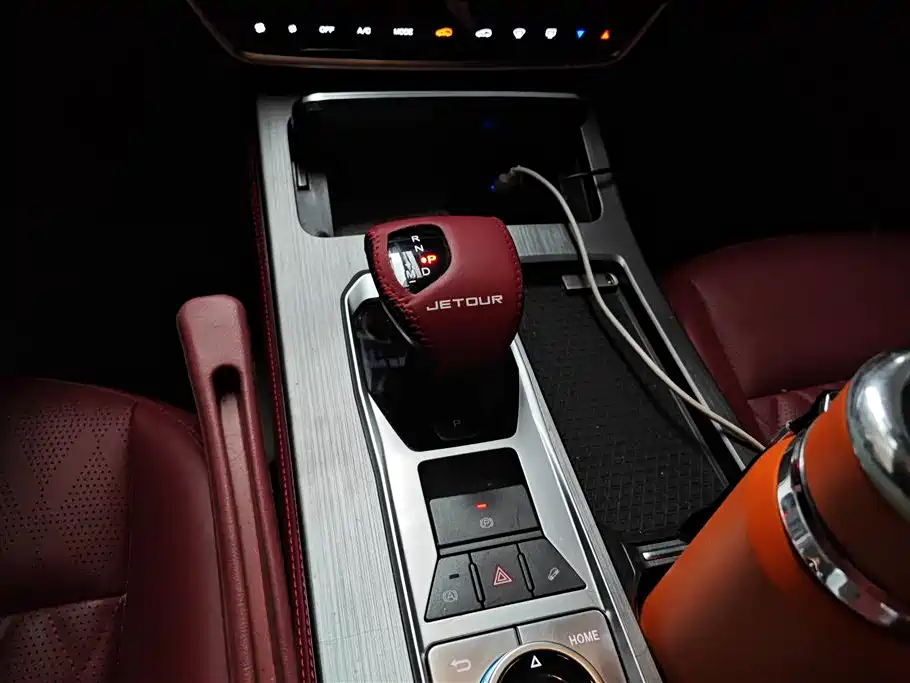 Jetour X70 PLUS 2025 — фото 16