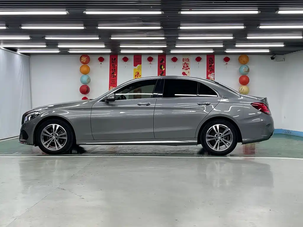 Mercedes-Benz C-Class 2016