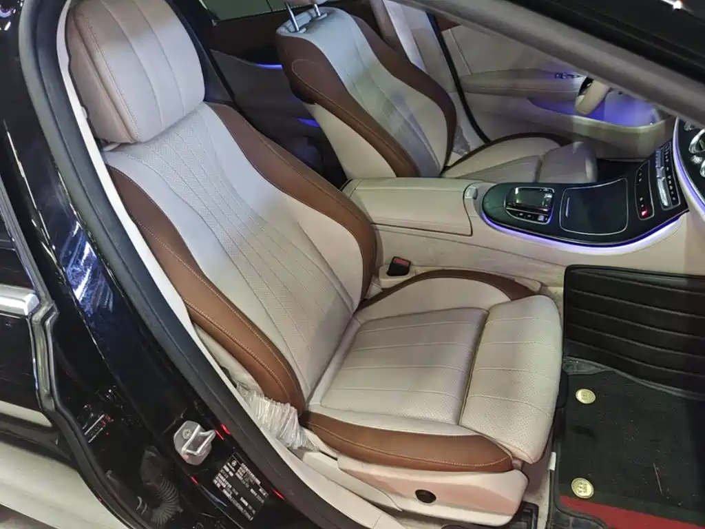 Mercedes-Benz E-Class 2022 — фото 25