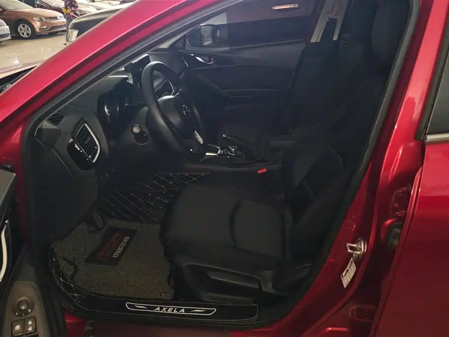 Mazda 3 Axela 2015 — фото 9