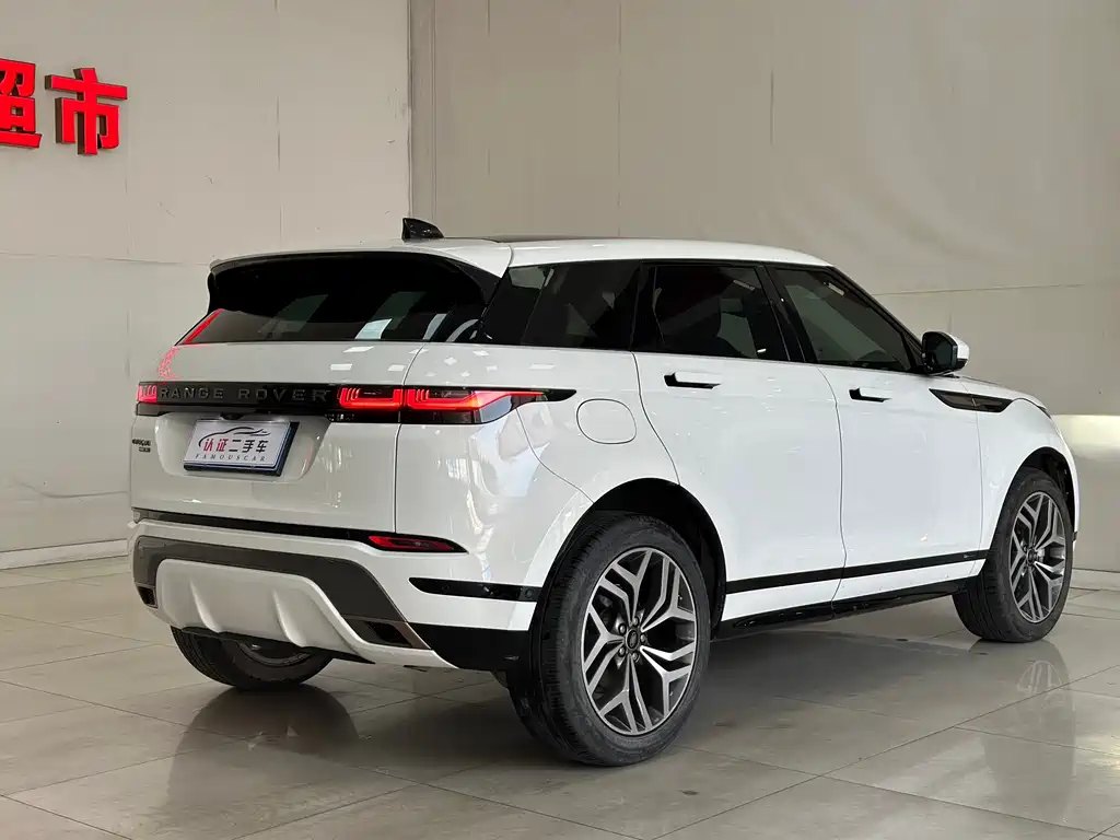 Land Rover Evoque 2021 — фото 15