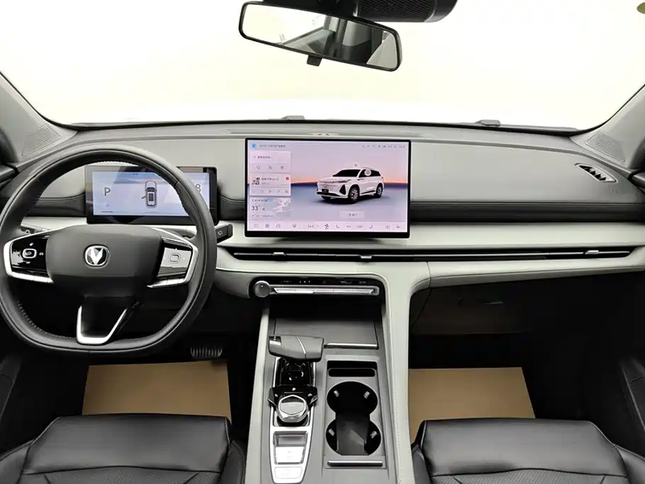 Changan CS75PLUS 2025 — фото 12