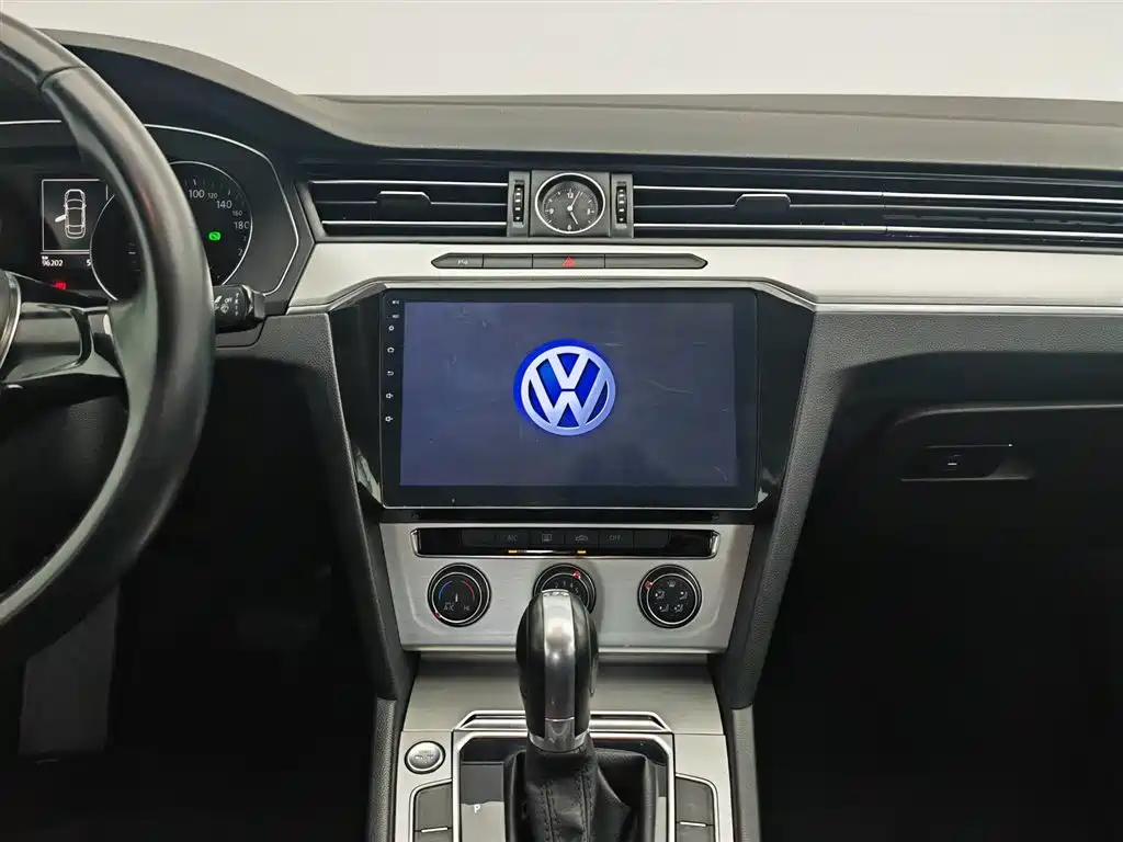 Volkswagen Magotan 2018 — фото 12