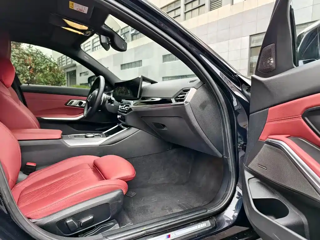 BMW 3 Series 2023