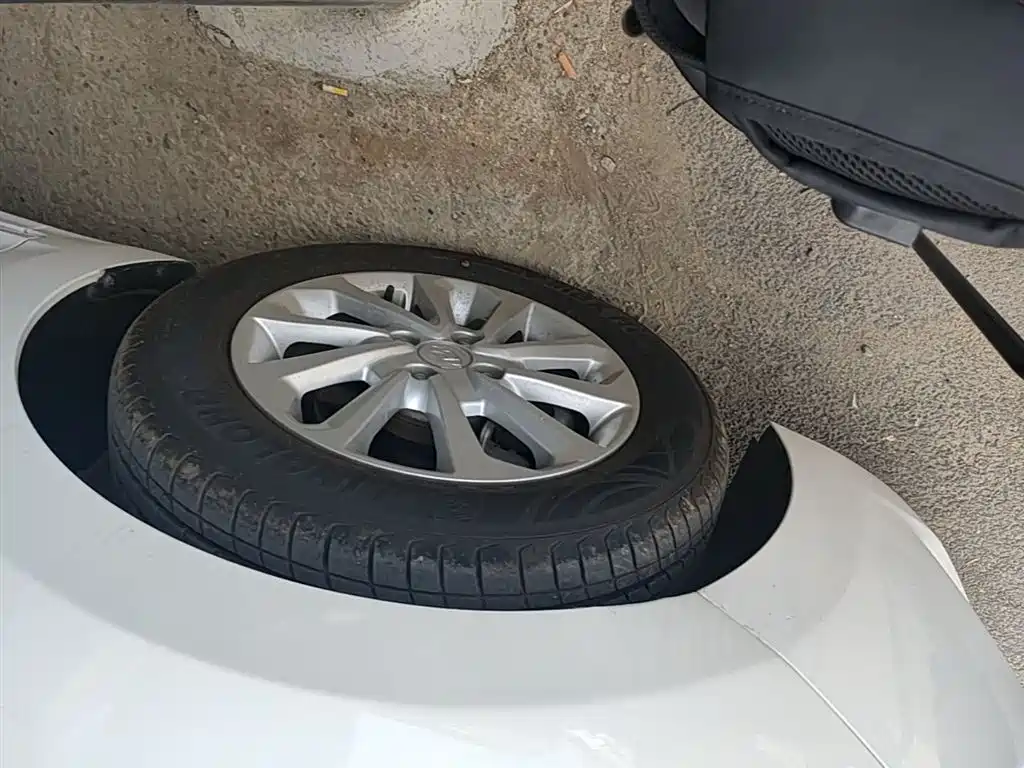 Hyundai Verna 2018 — фото 23