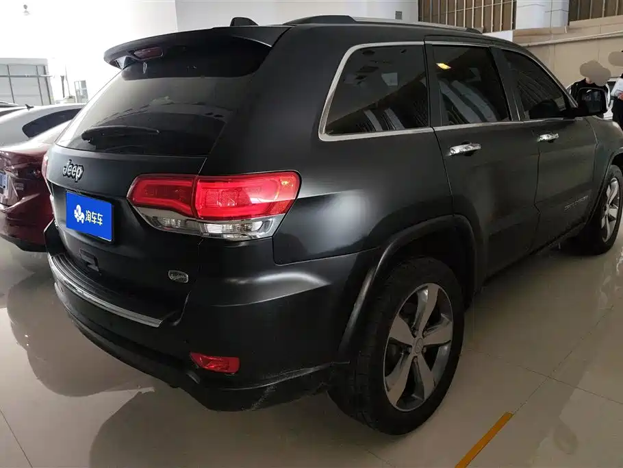 Jeep Grand Cherokee 2016 — фото 2