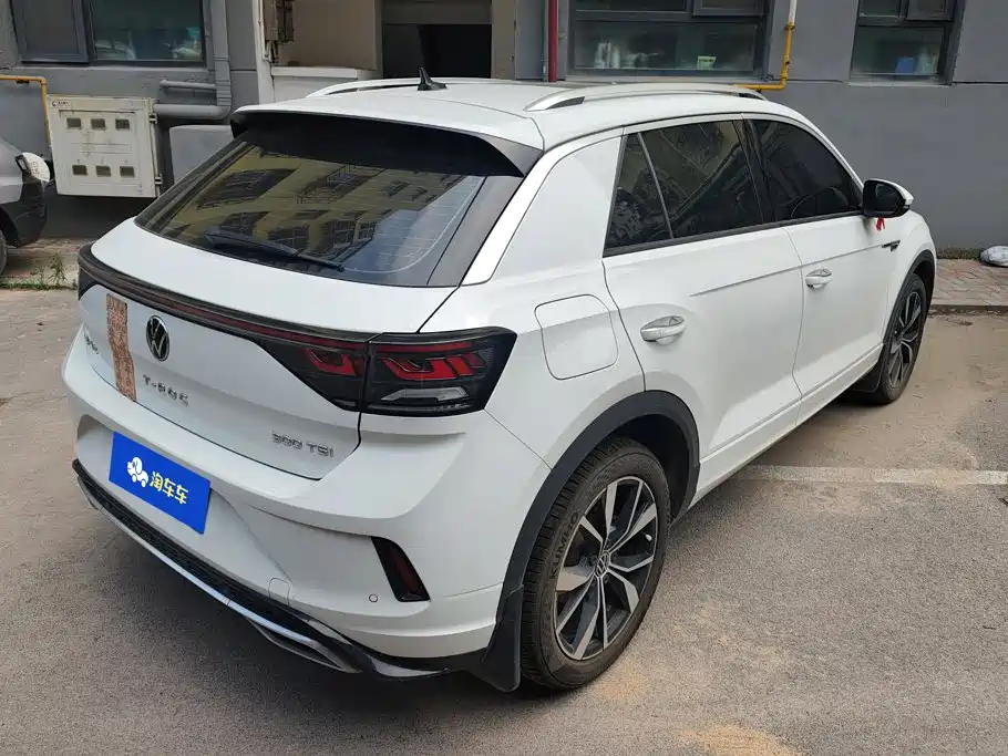 Volkswagen T-Roc 2024