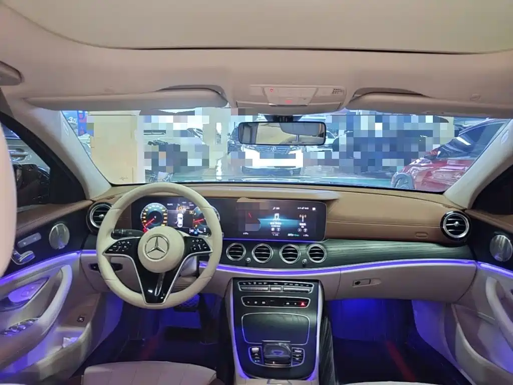 Mercedes-Benz E-Class 2022 — фото 10