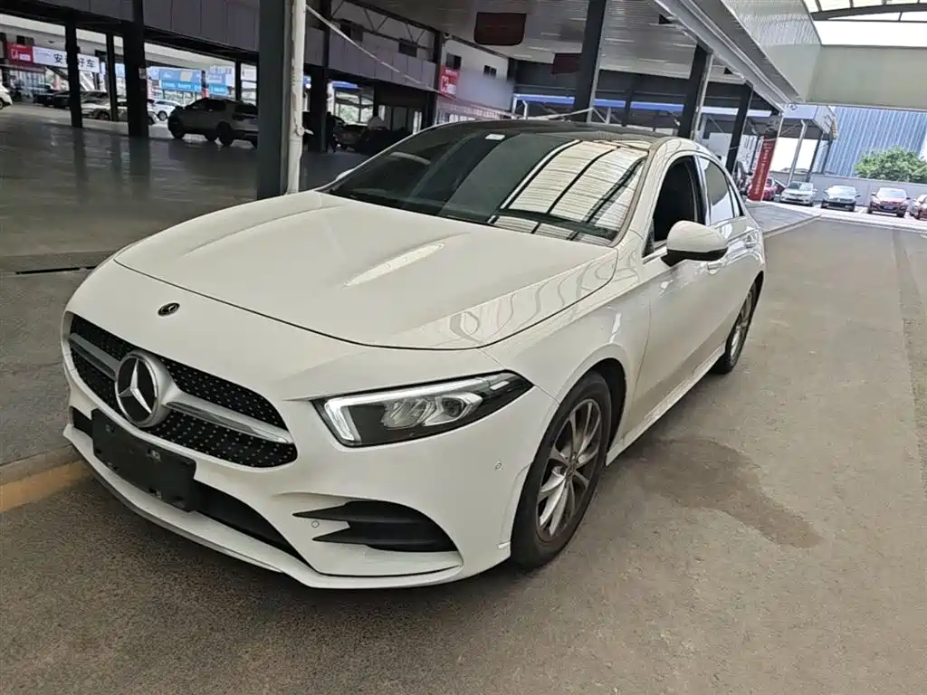 Mercedes-Benz A-Class 2021 — фото 2