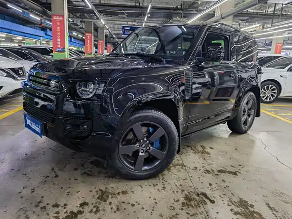 Land Rover Defender 2022