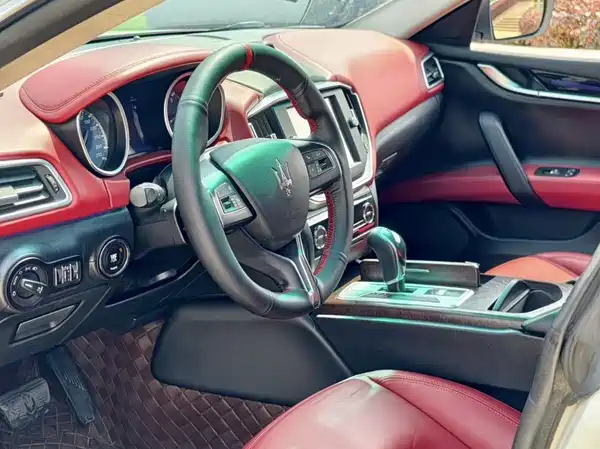 Maserati Ghibli 2014