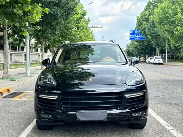 Porsche Cayenne 2015