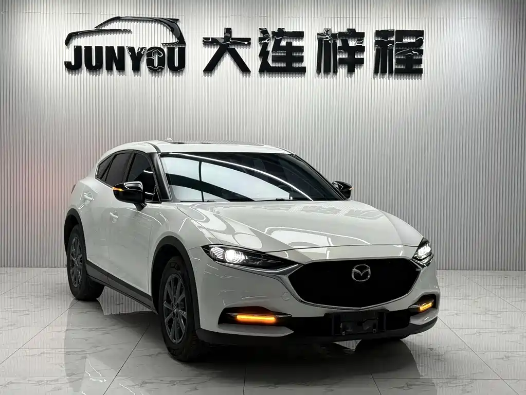 Mazda CX-4 2023 — фото 3