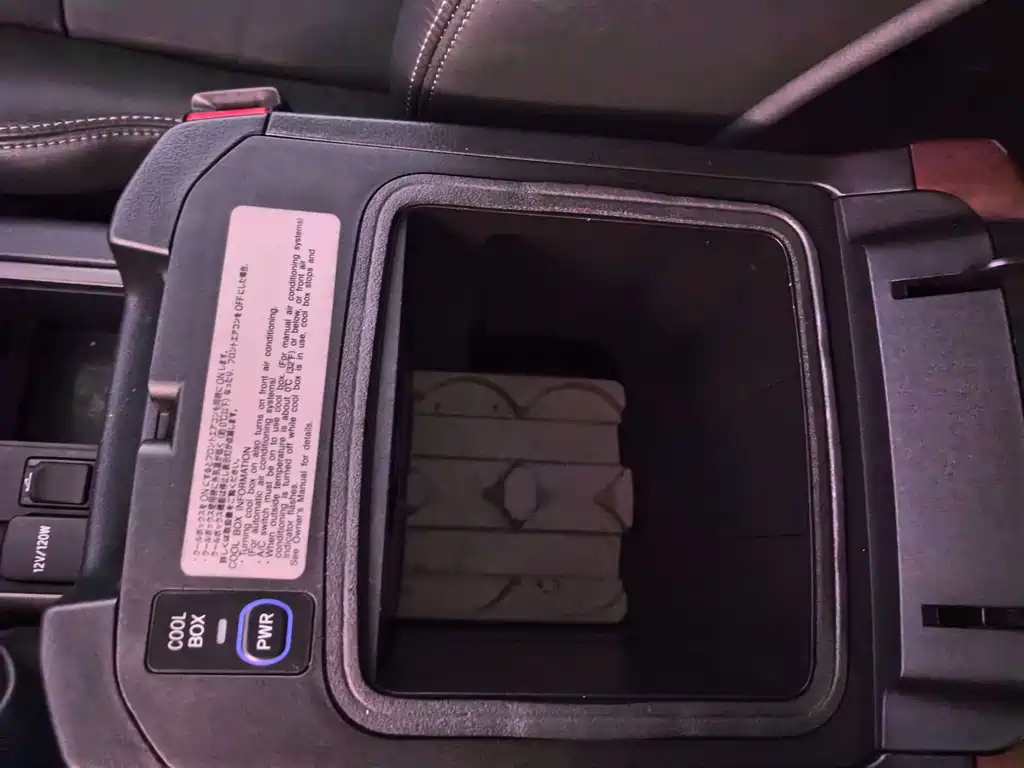 Toyota Prado 2015 — фото 18