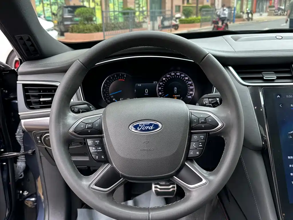 Ford Taurus 2021 — фото 24