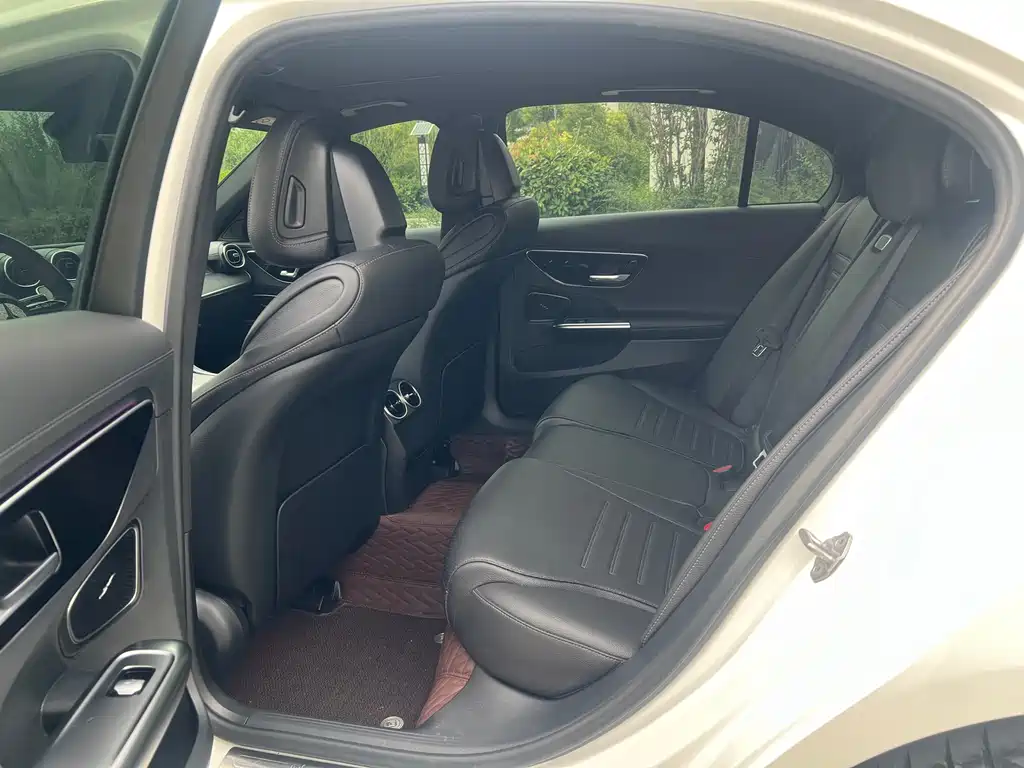 Mercedes-Benz C-Class 2022